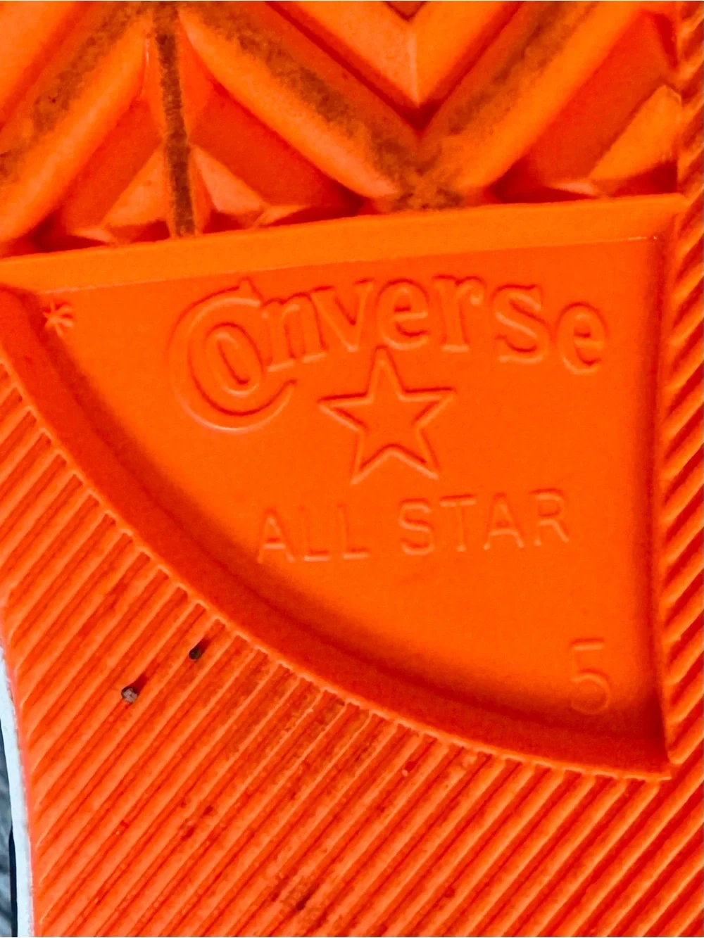 Converse authentic off